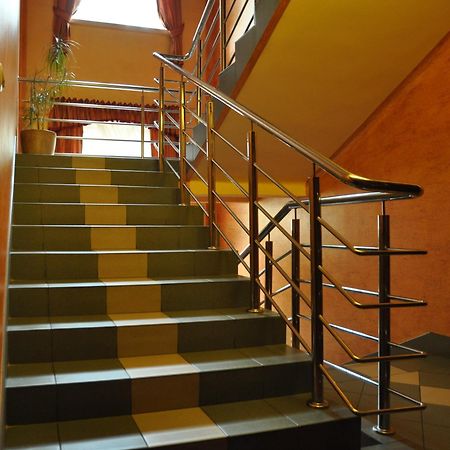 Hotel Iskra Rzeszow Luaran gambar