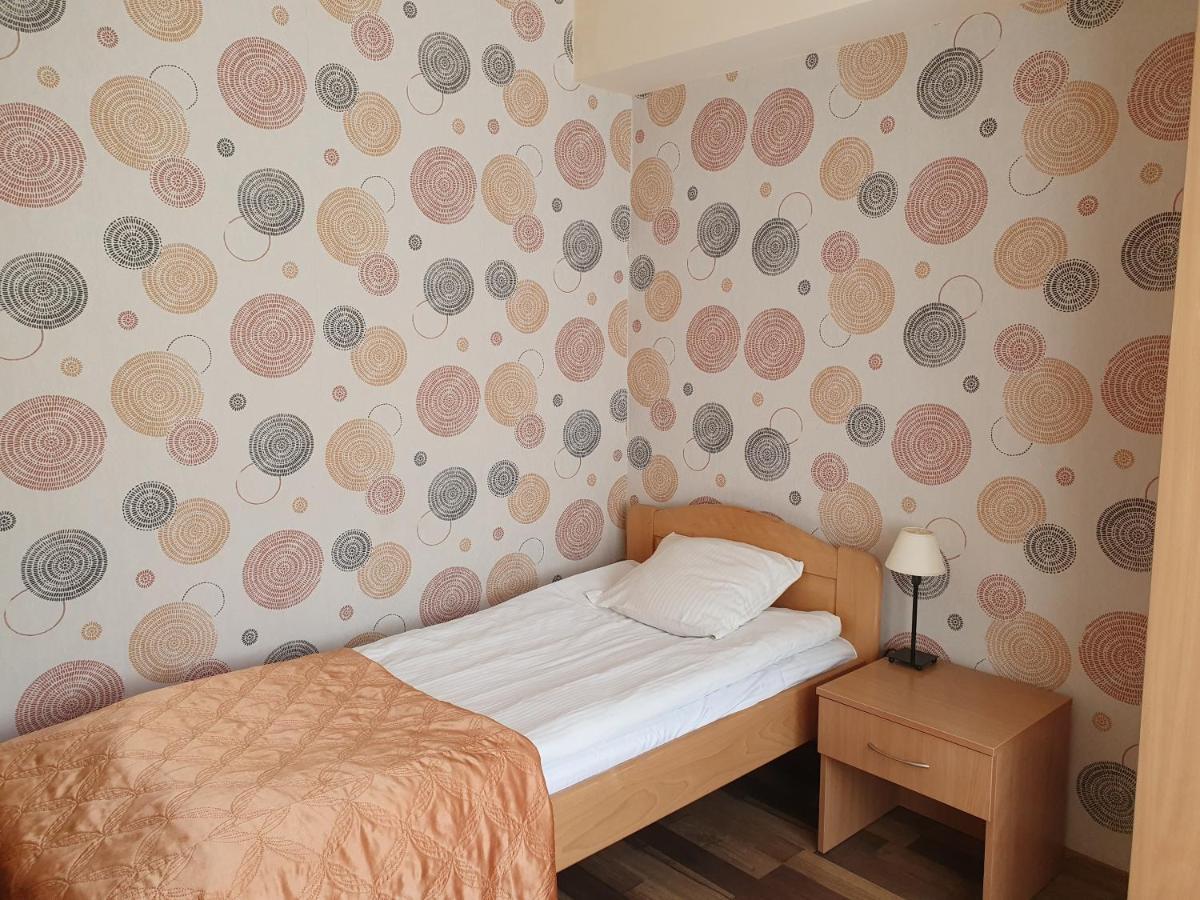 Hotel Iskra Rzeszow Luaran gambar