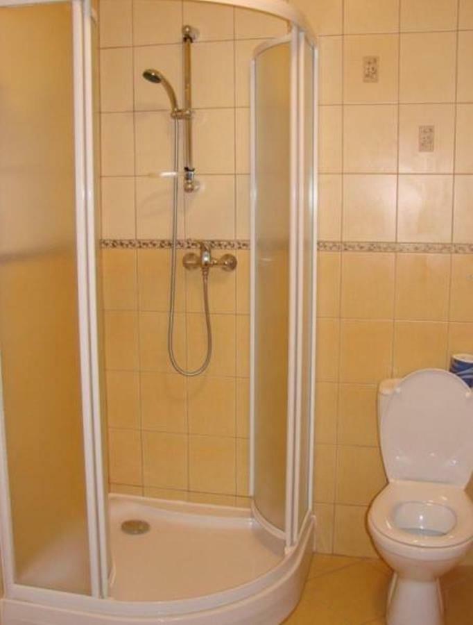 Hotel Iskra Rzeszow Luaran gambar